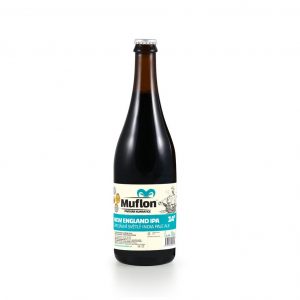 A Beer bottle of Muflon New England IPA 13° in 0.75L